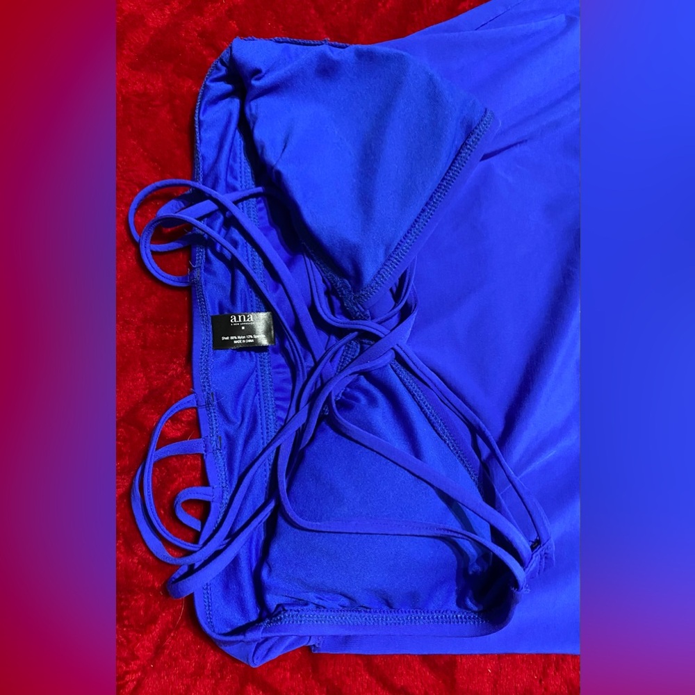 CLOSET CLEAN OUT Like New Medium Ana Tankini Top Beautiful Blue Padding Slimming - Picture 13 of 14